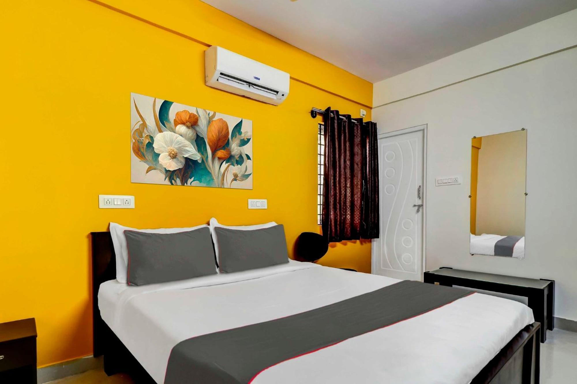 Hotel Collection O Olive à Bangalore Extérieur photo