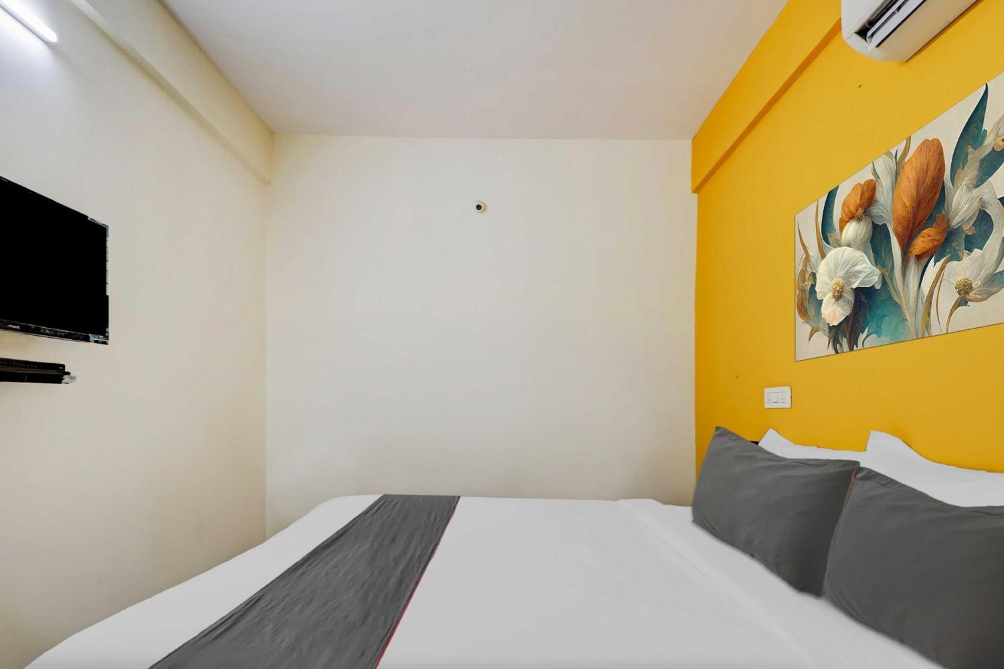 Hotel Collection O Olive à Bangalore Extérieur photo