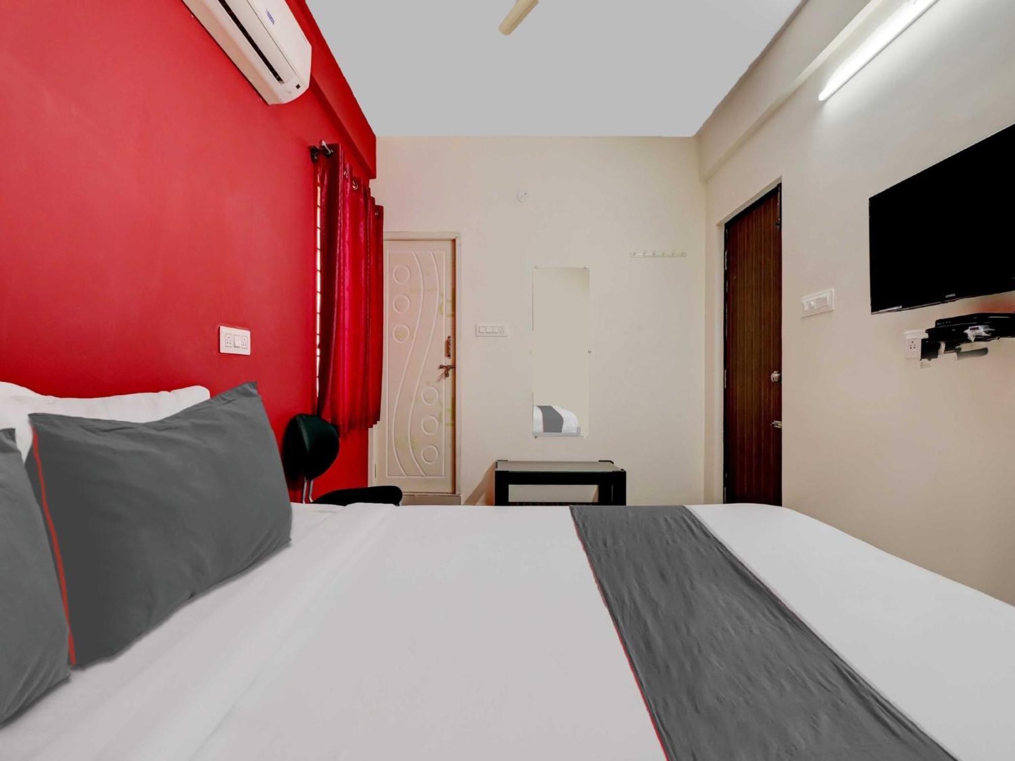 Hotel Collection O Olive à Bangalore Extérieur photo