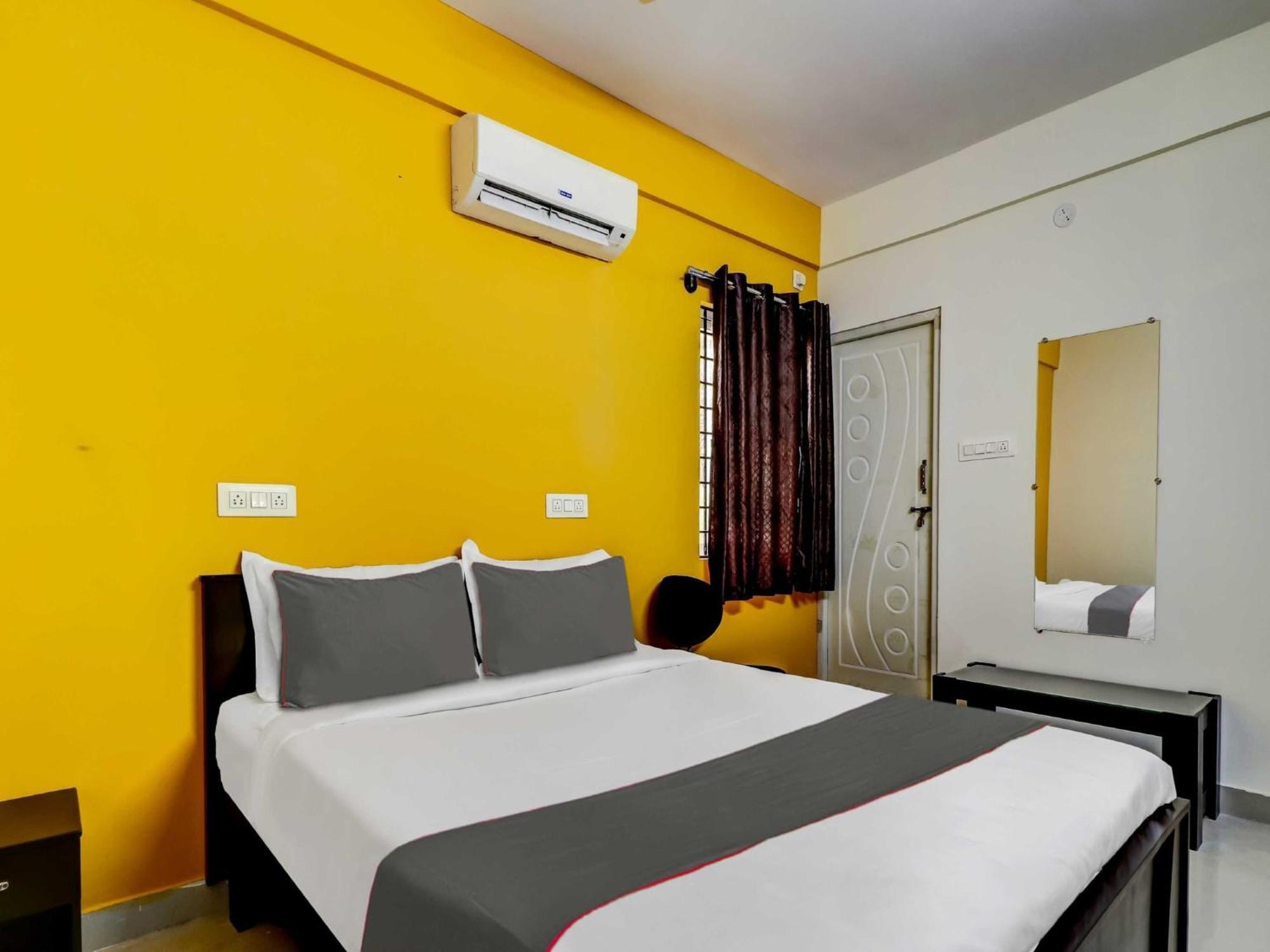 Hotel Collection O Olive à Bangalore Extérieur photo