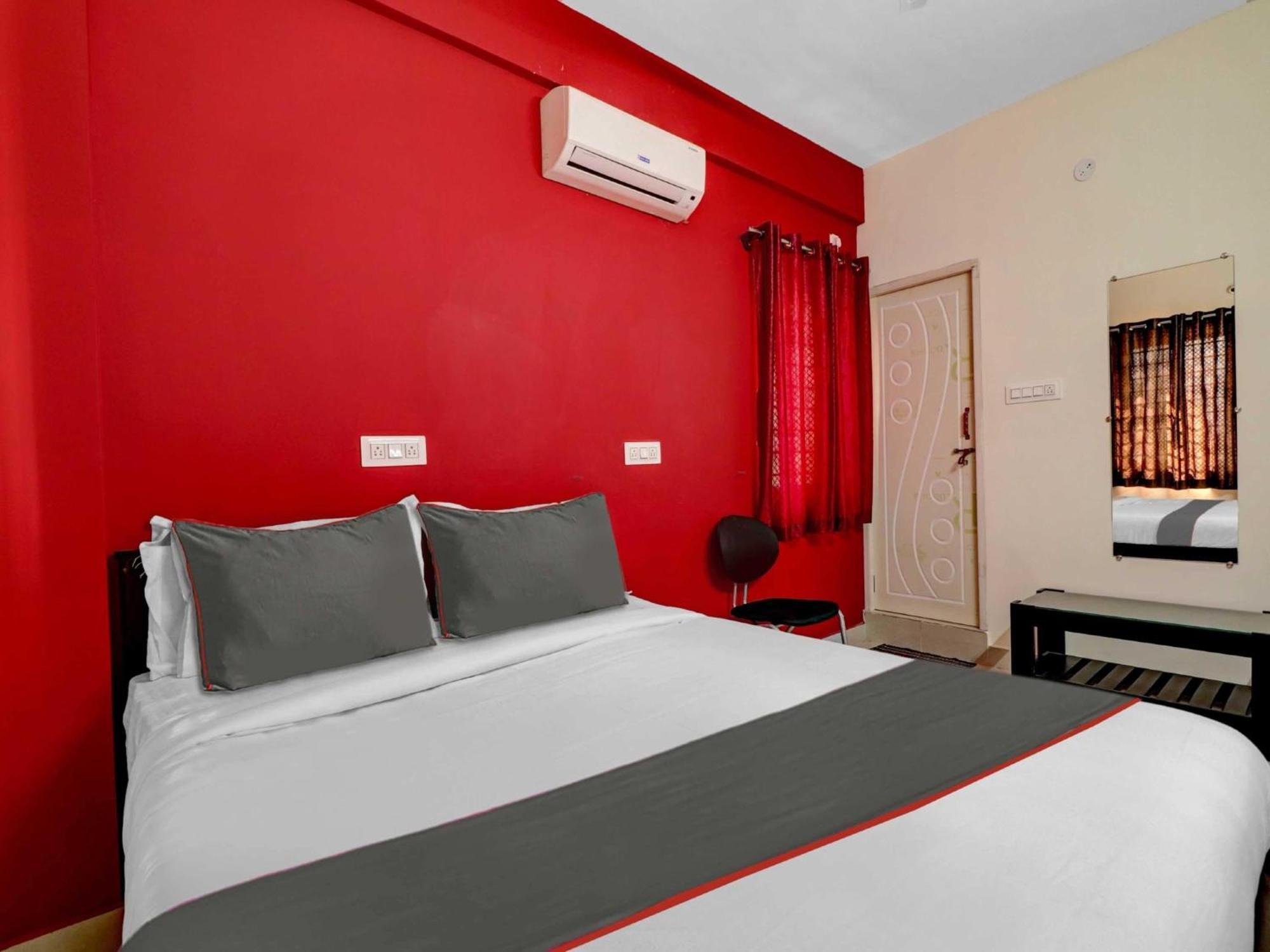 Hotel Collection O Olive à Bangalore Extérieur photo